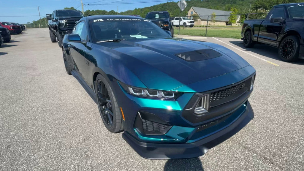 Vehicle Image 6