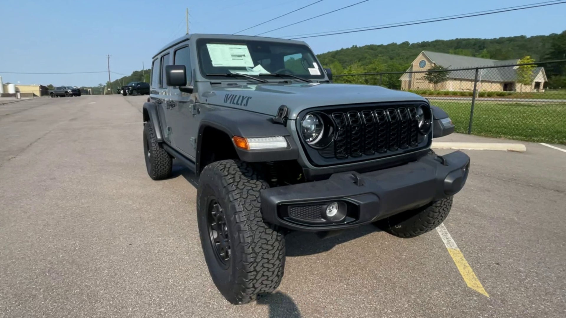 Vehicle Image 6