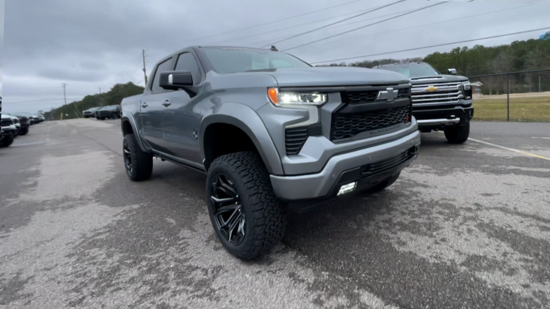 Vehicle Image 6