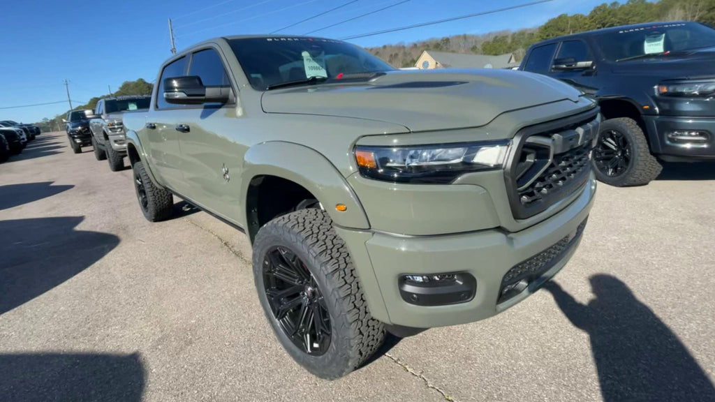 Vehicle Image 6