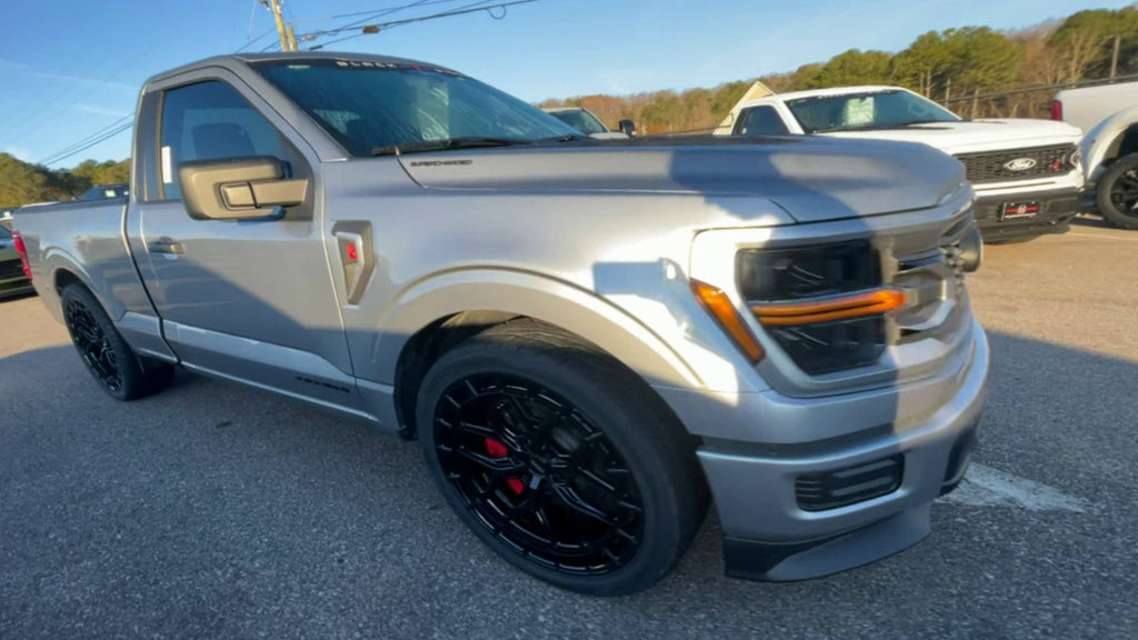 Vehicle Image 6