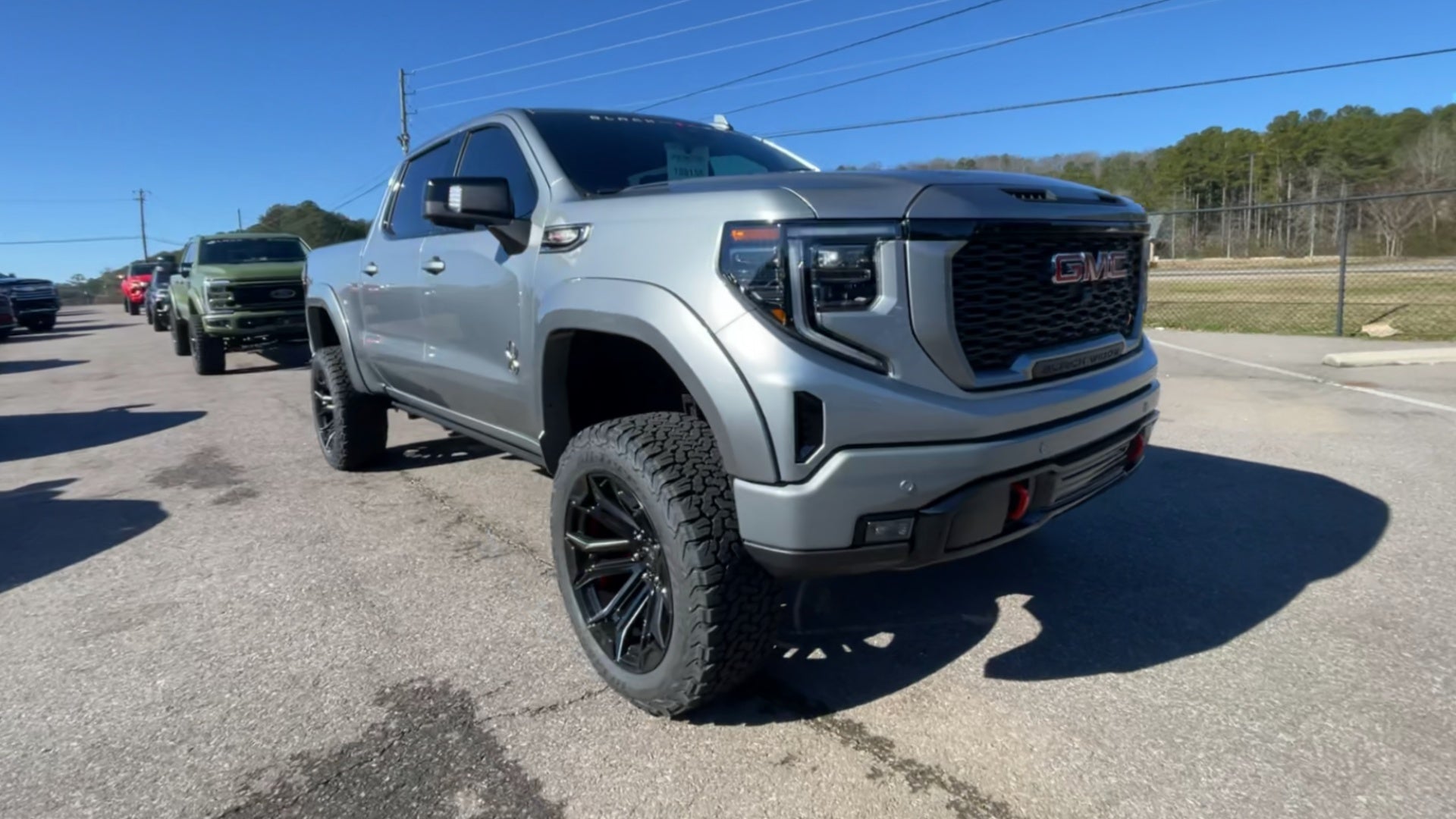Vehicle Image 6
