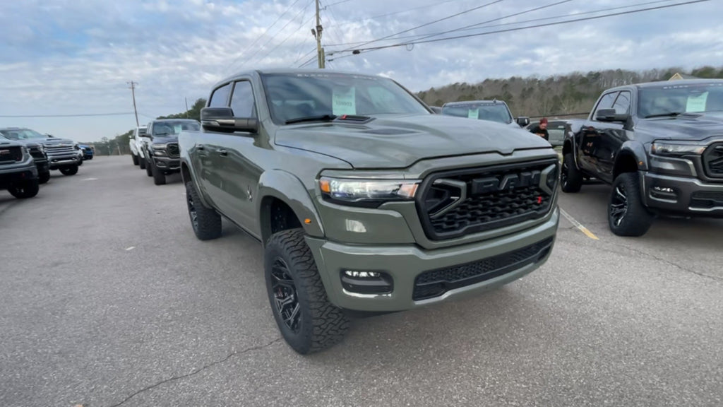 Vehicle Image 6