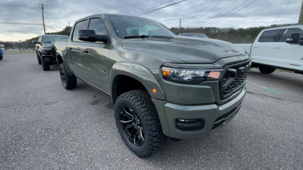 Vehicle Image 6