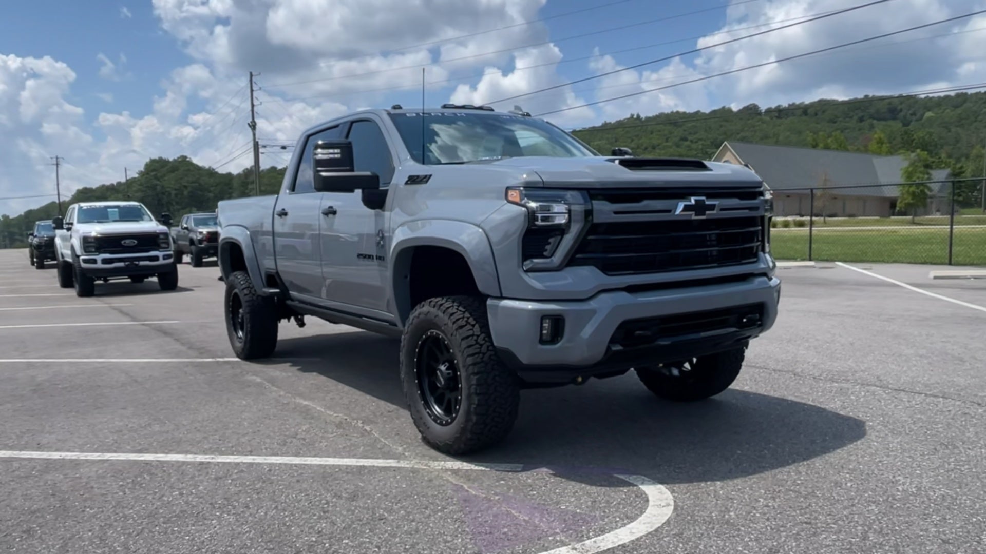 Vehicle Image 6