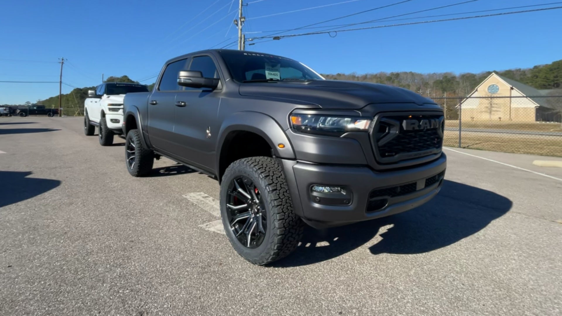 Vehicle Image 6