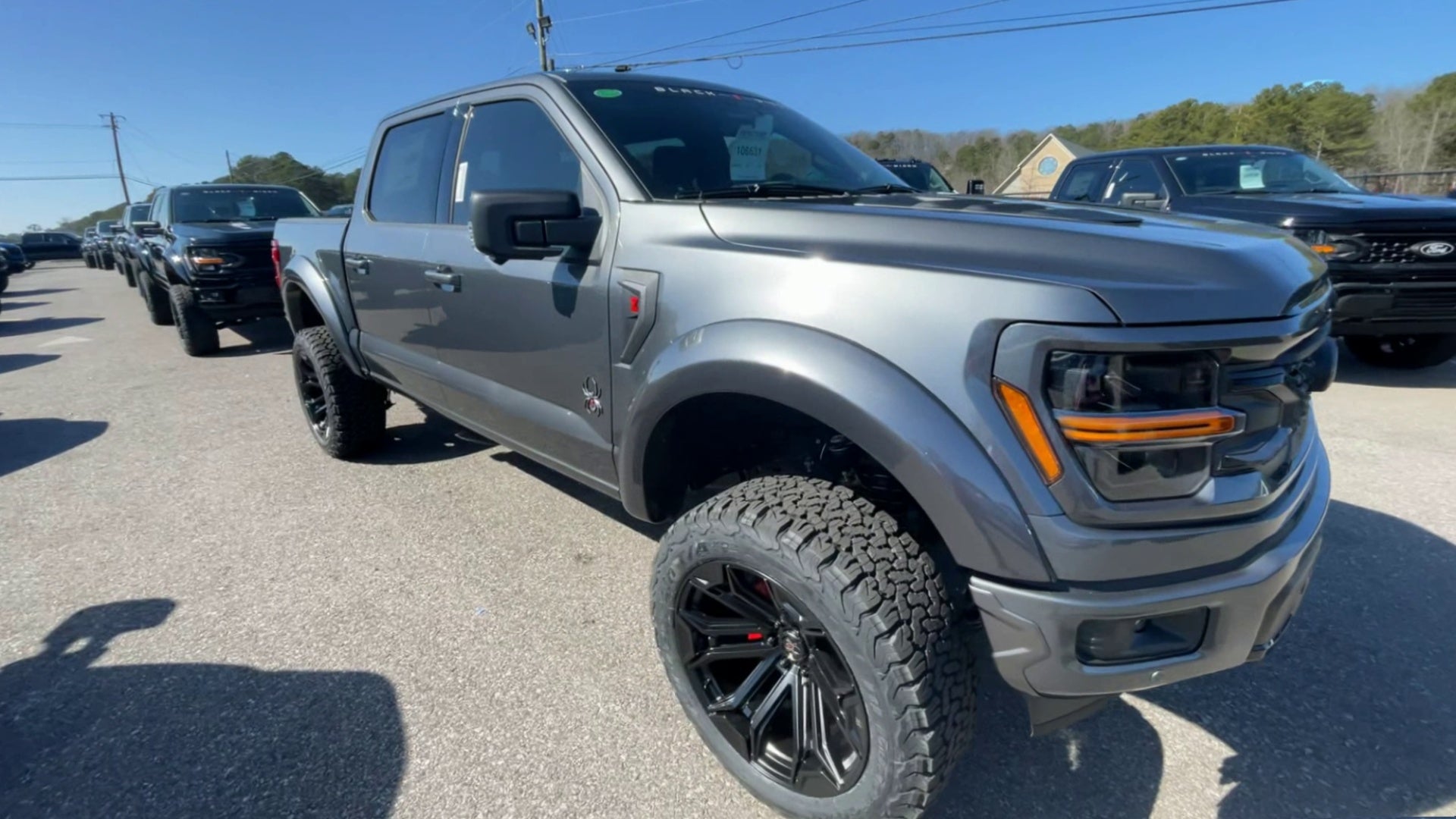 Vehicle Image 6