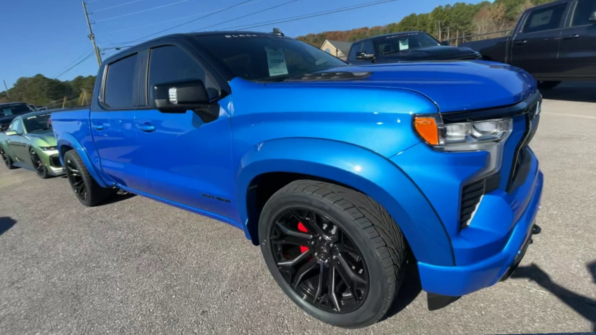 Vehicle Image 6