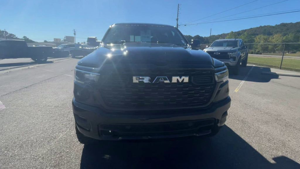 Vehicle Image 6