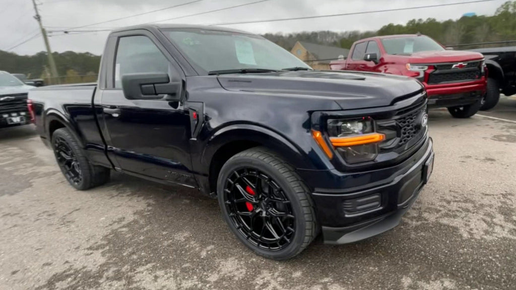 Vehicle Image 6