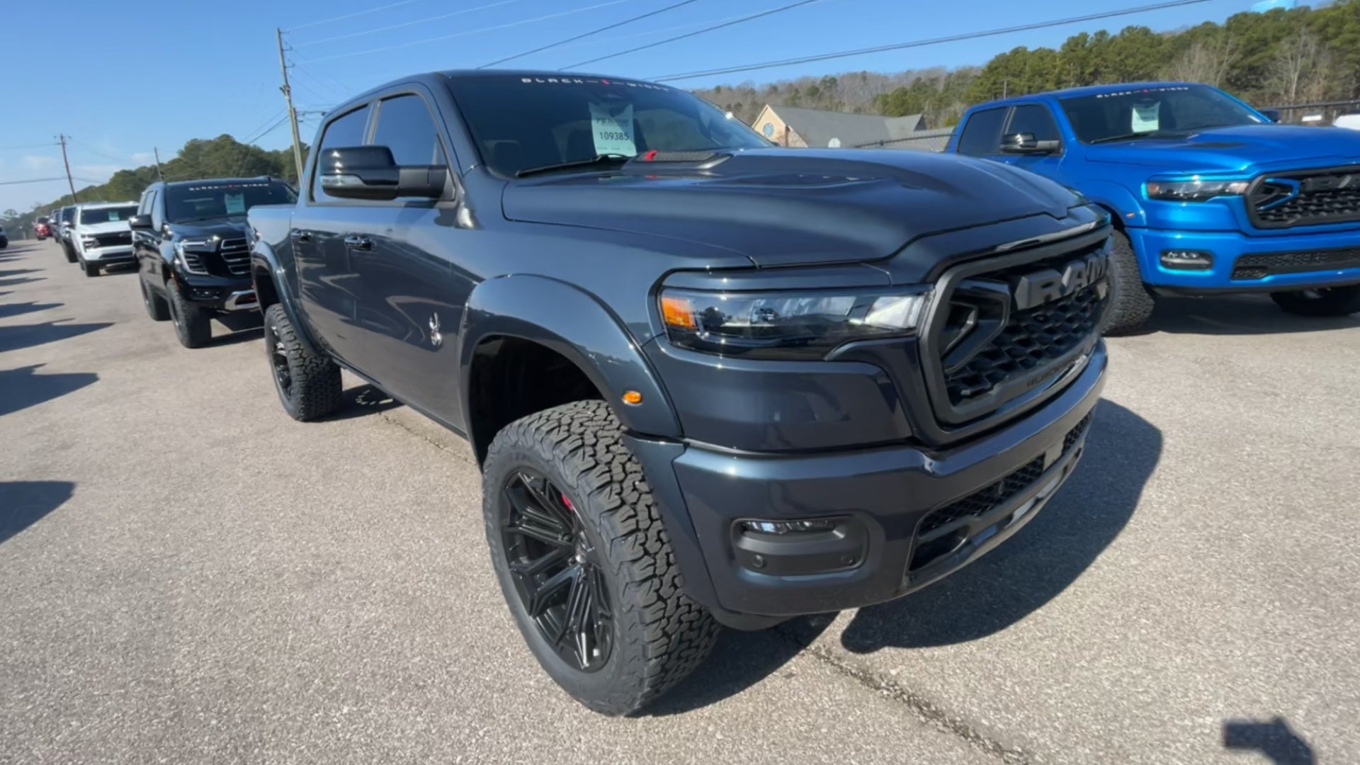 Vehicle Image 6
