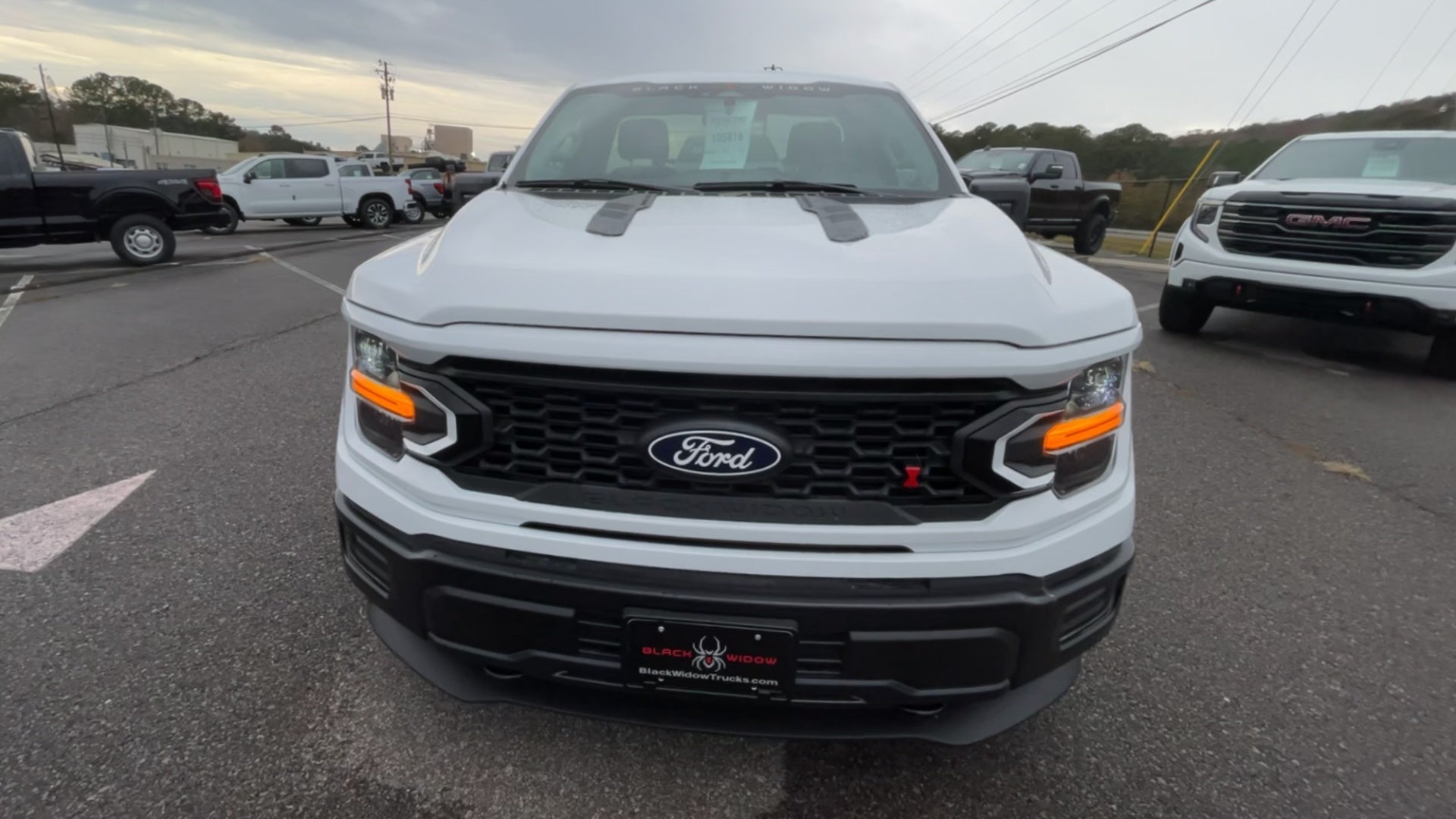Vehicle Image 6