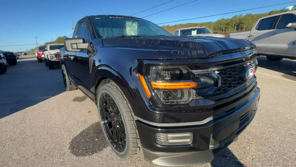 Vehicle Image 6