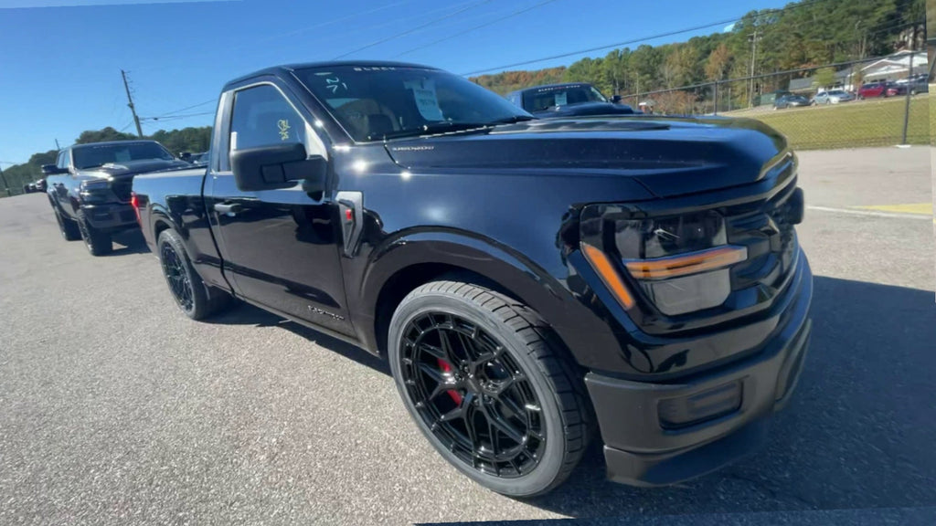 Vehicle Image 6