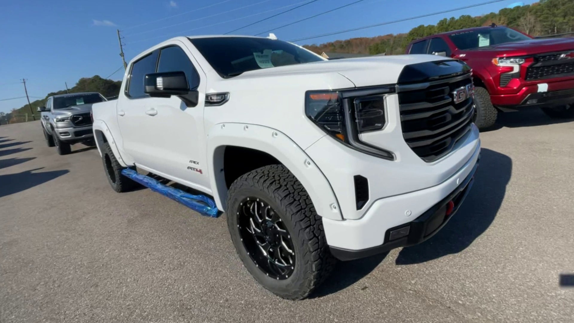 Vehicle Image 6