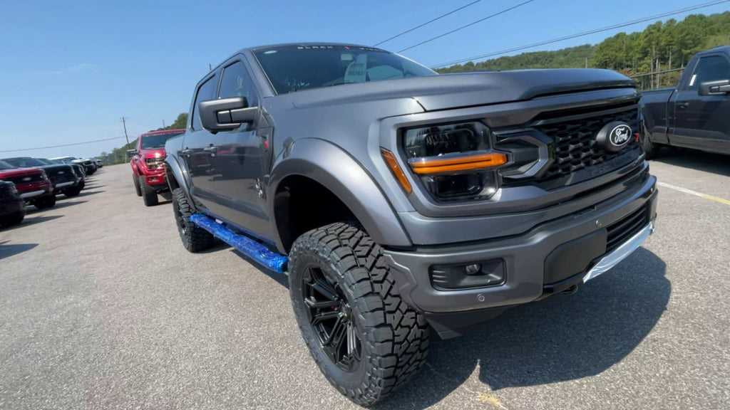 Vehicle Image 6