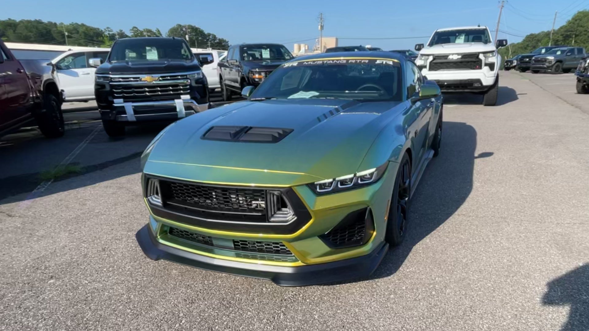 Vehicle Image 6