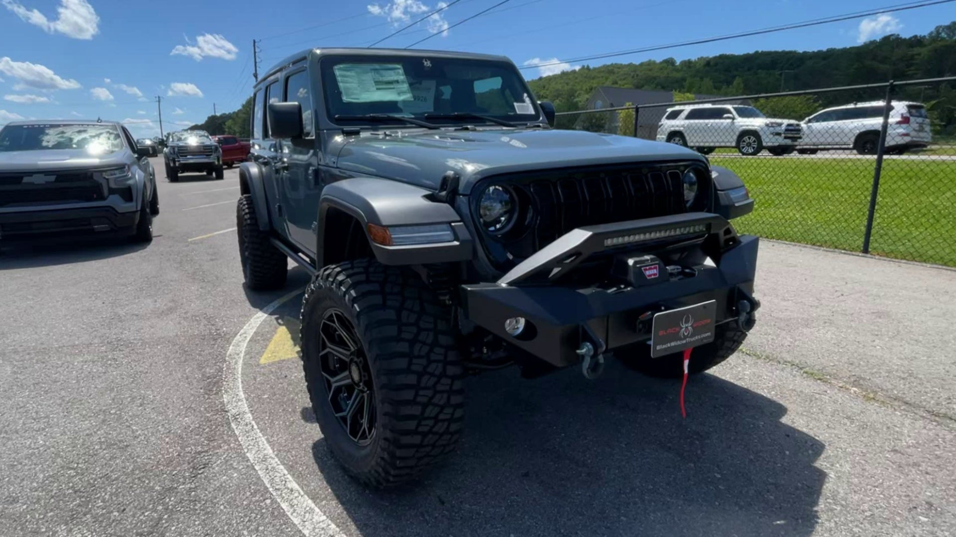 Vehicle Image 6