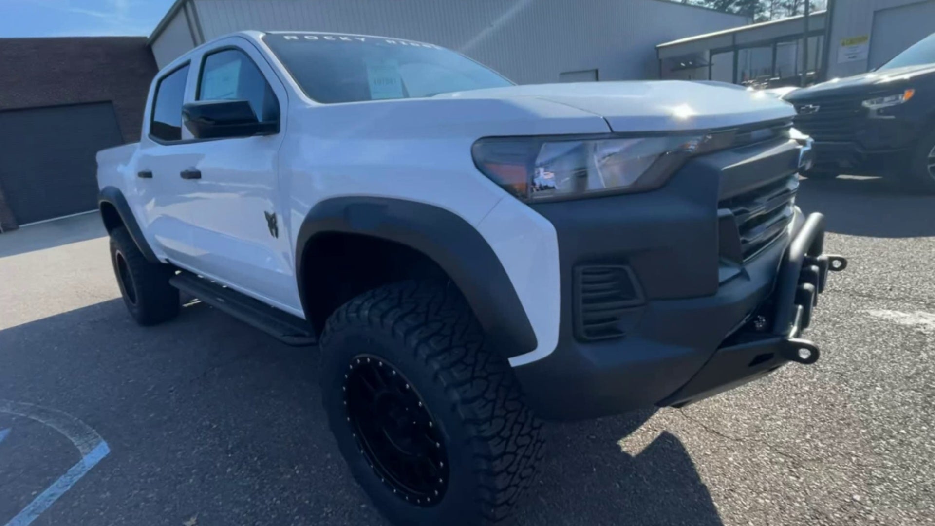 Vehicle Image 6