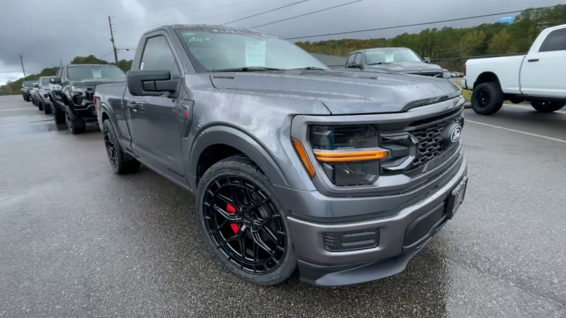 Vehicle Image 6
