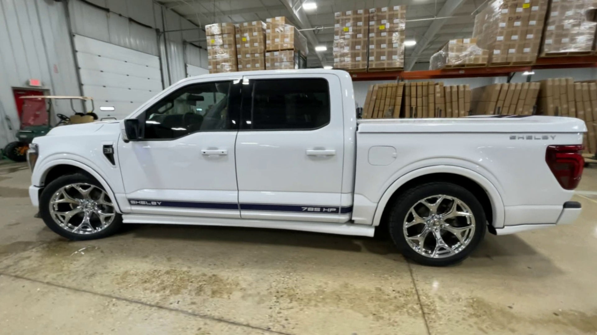 Vehicle Image 6