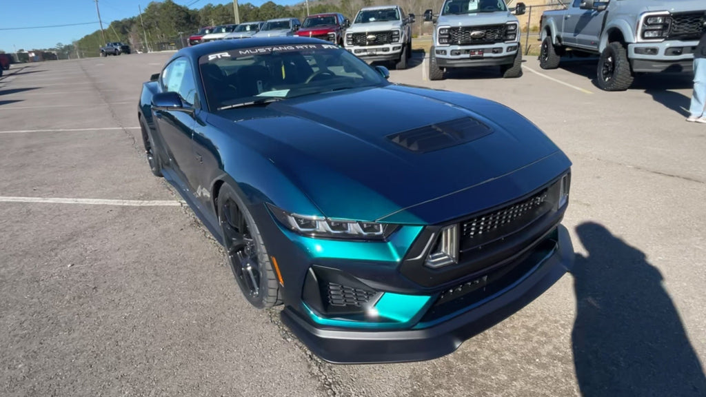 Vehicle Image 6