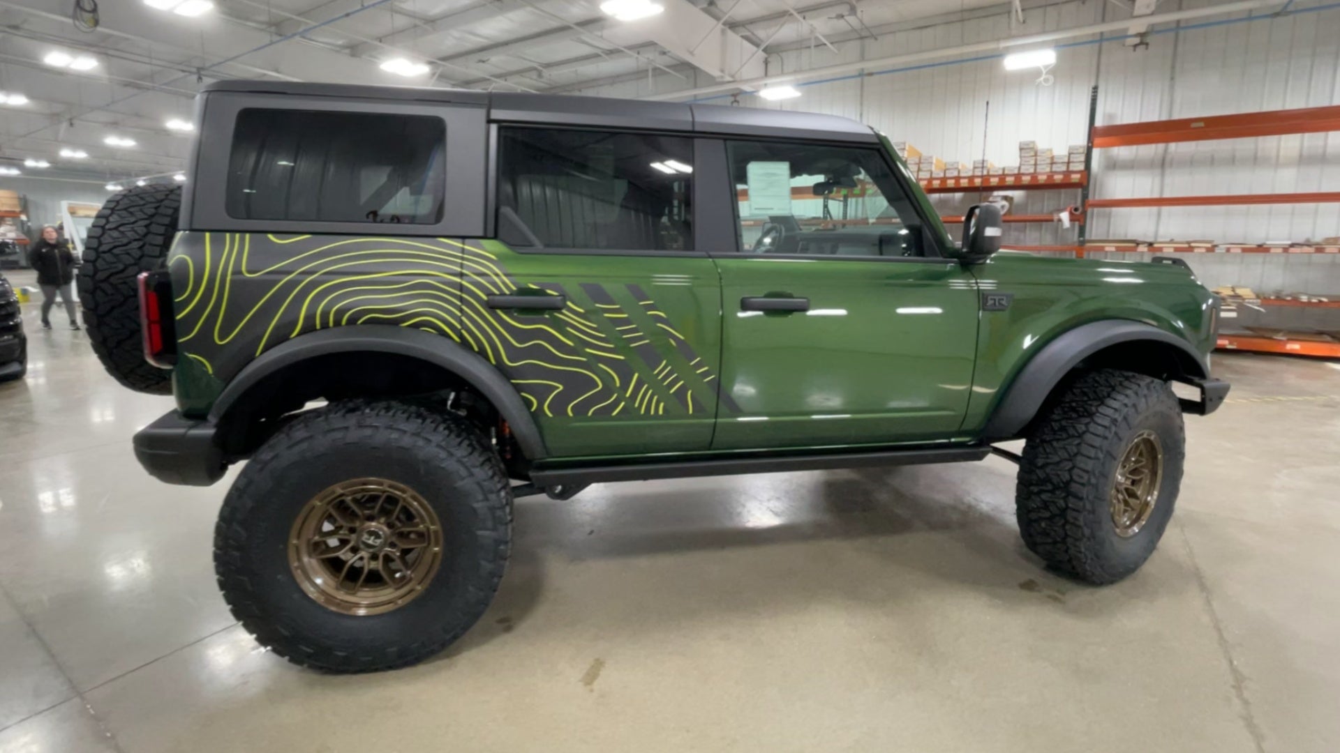 Vehicle Image 6