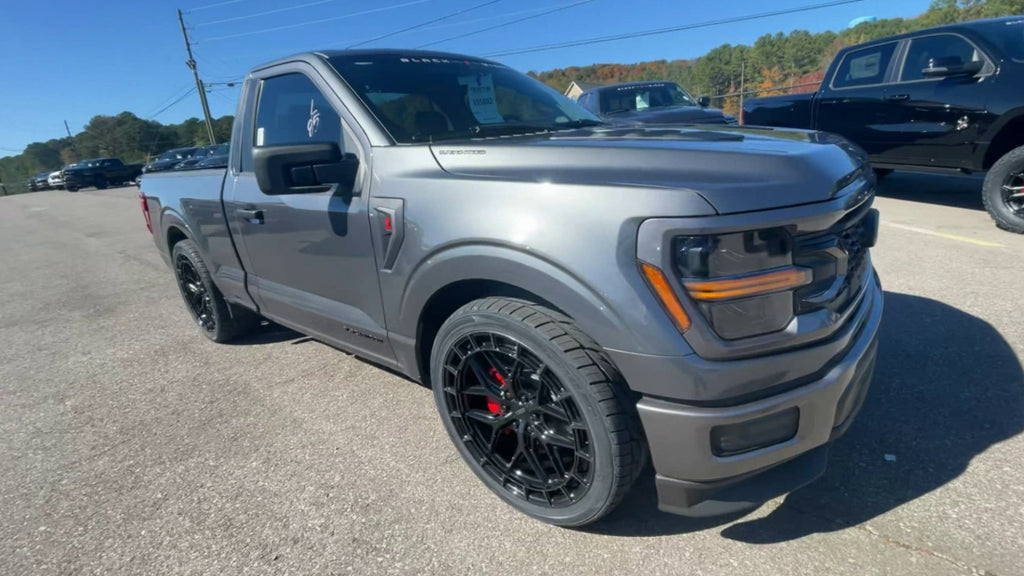Vehicle Image 6