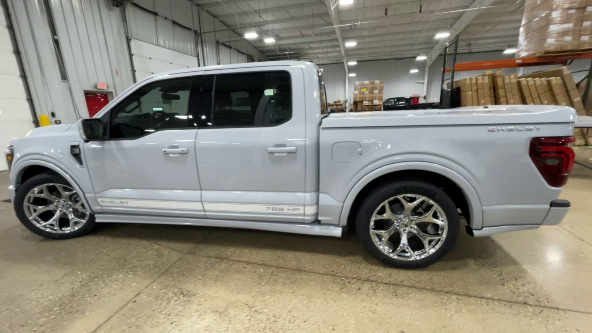 Vehicle Image 6