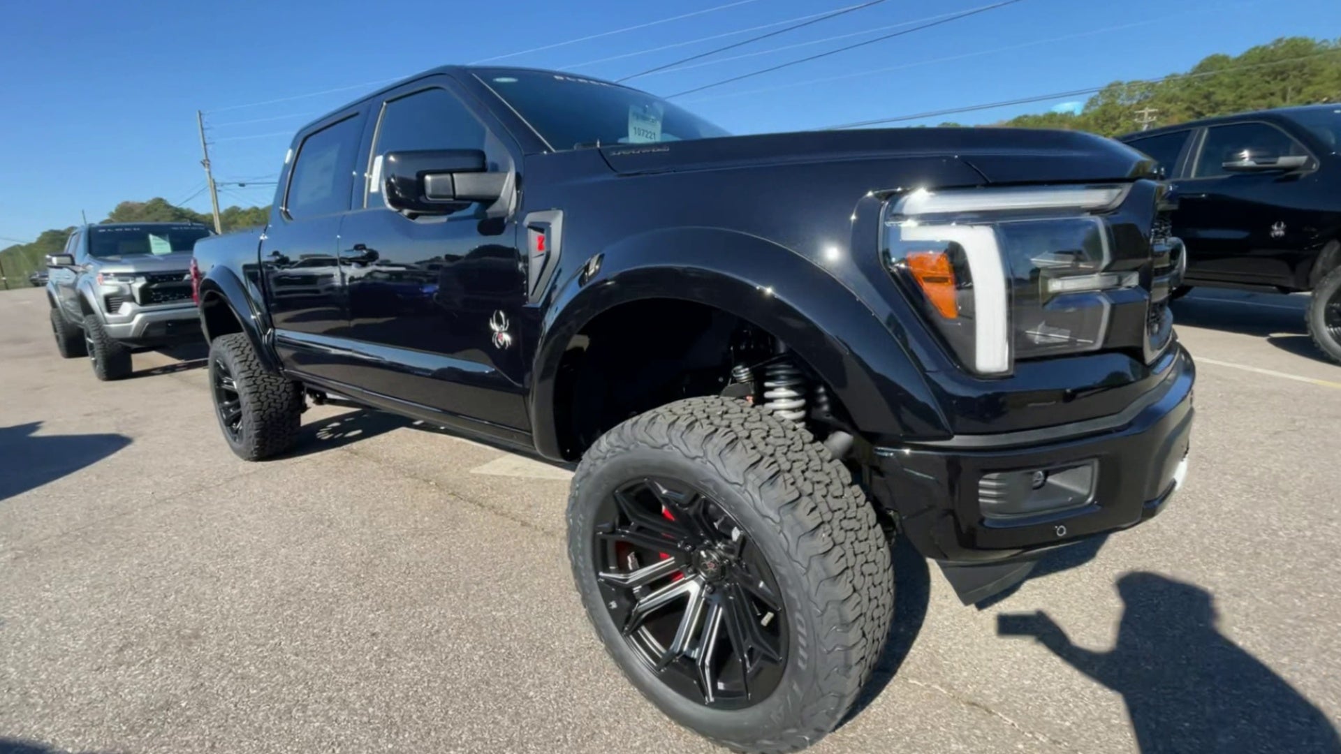 Vehicle Image 6