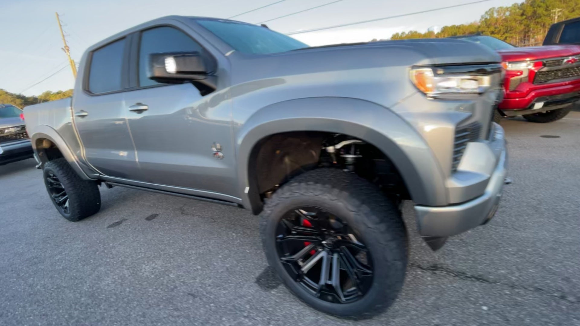 Vehicle Image 6