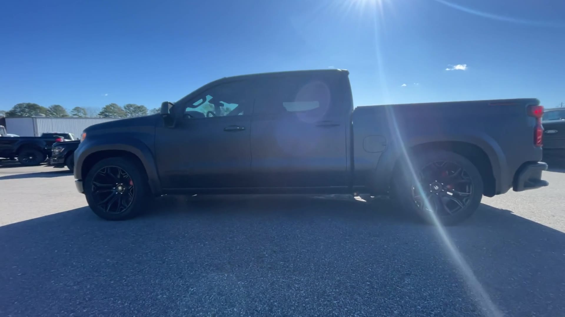 Vehicle Image 7