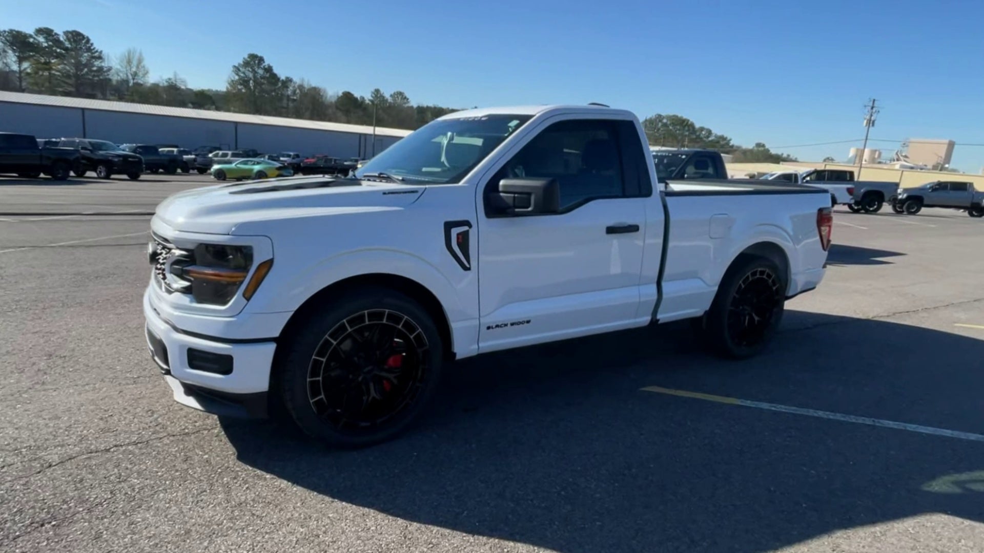 Vehicle Image 7