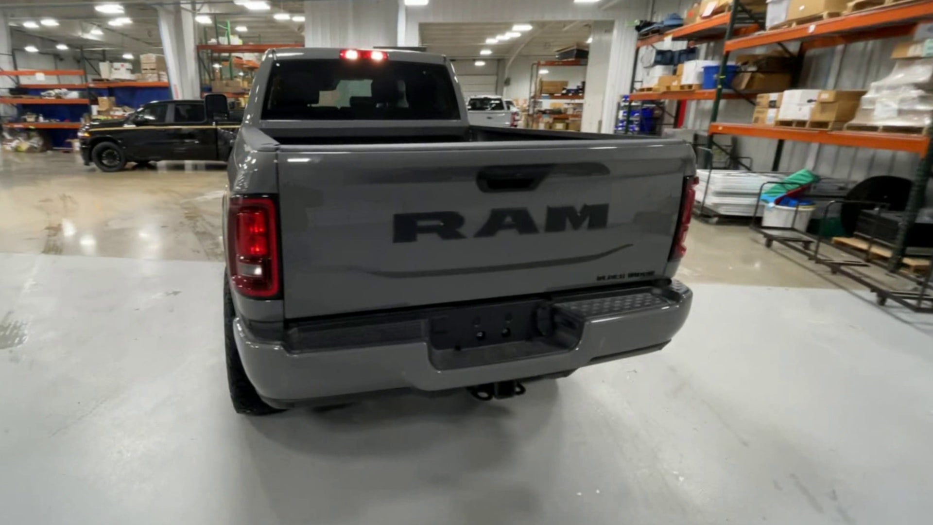 Vehicle Image 7