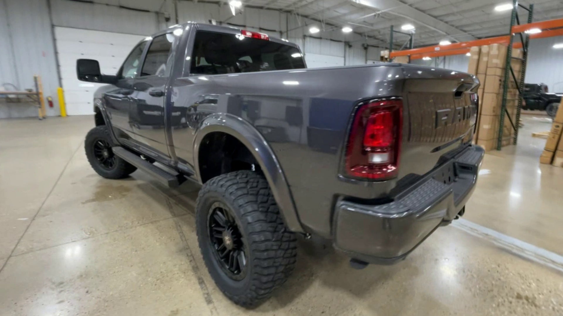 Vehicle Image 7