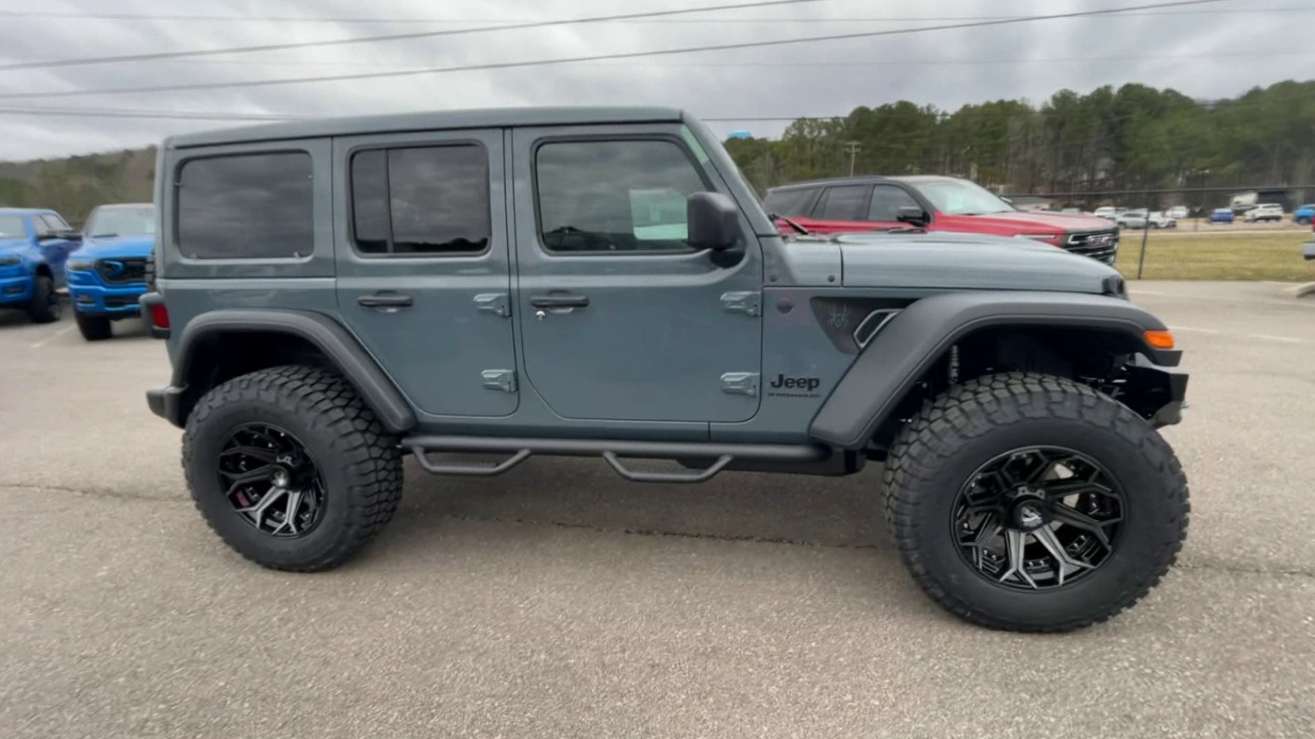 Vehicle Image 7