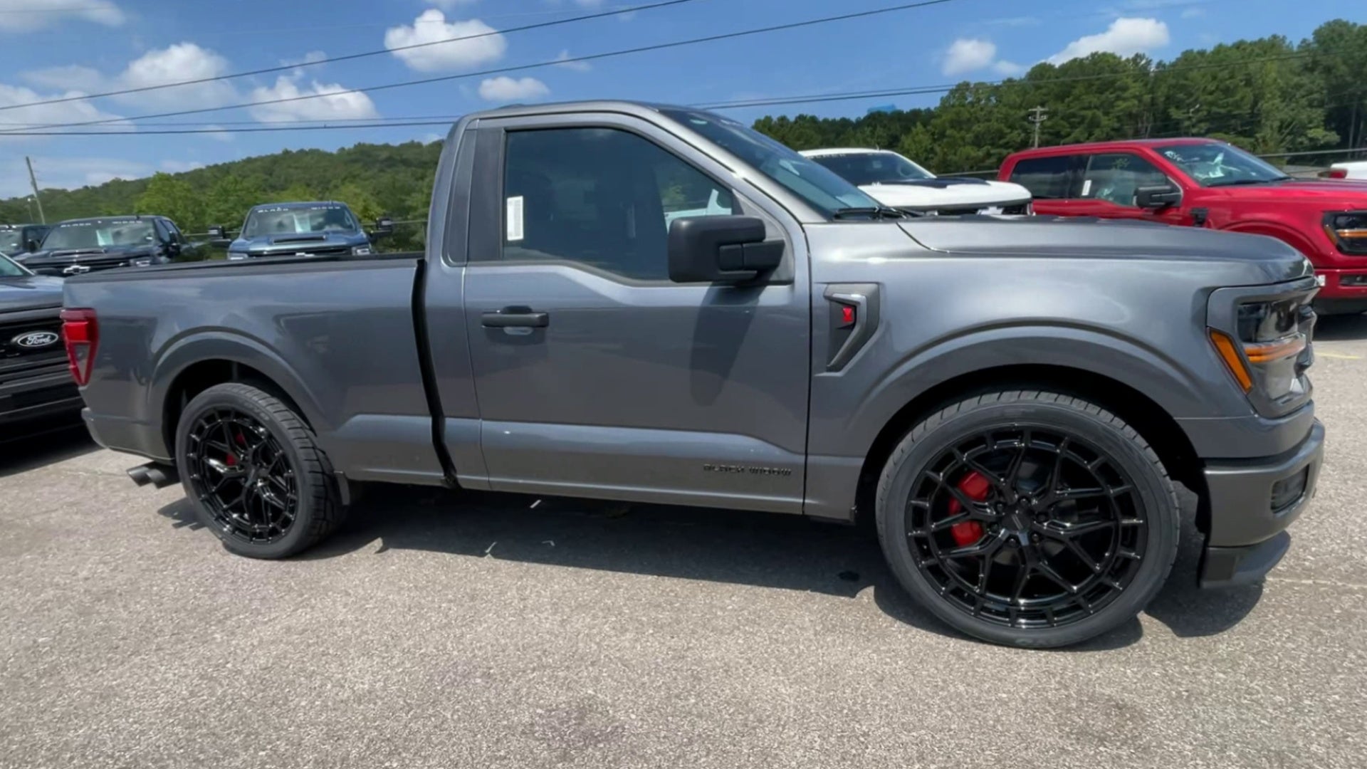 Vehicle Image 7