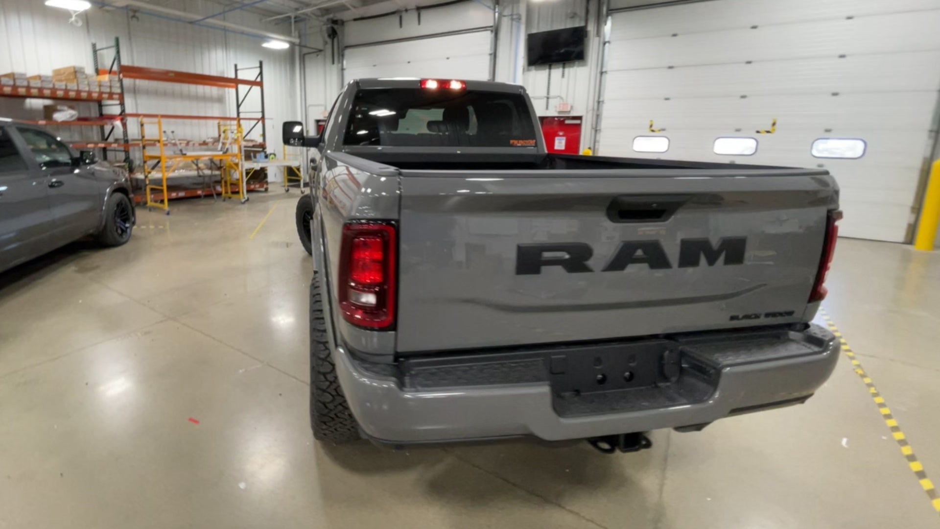 Vehicle Image 7