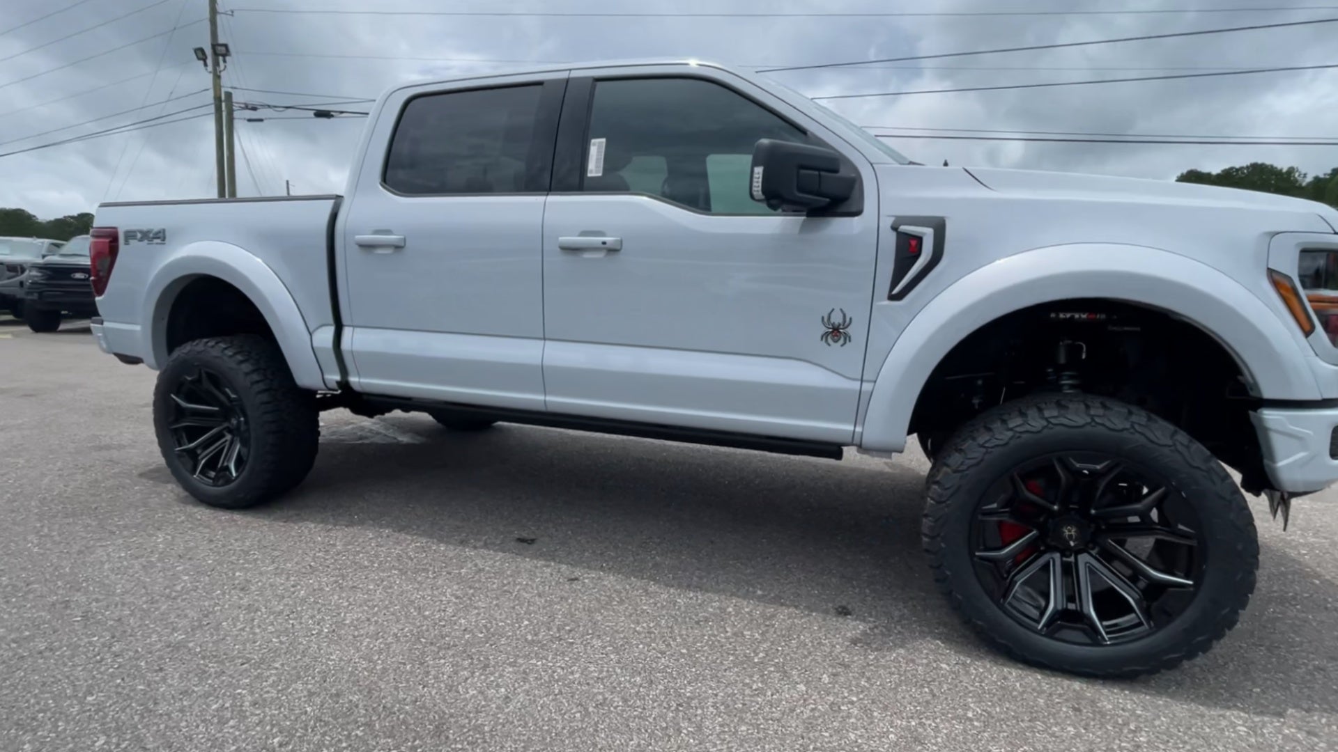 Vehicle Image 7