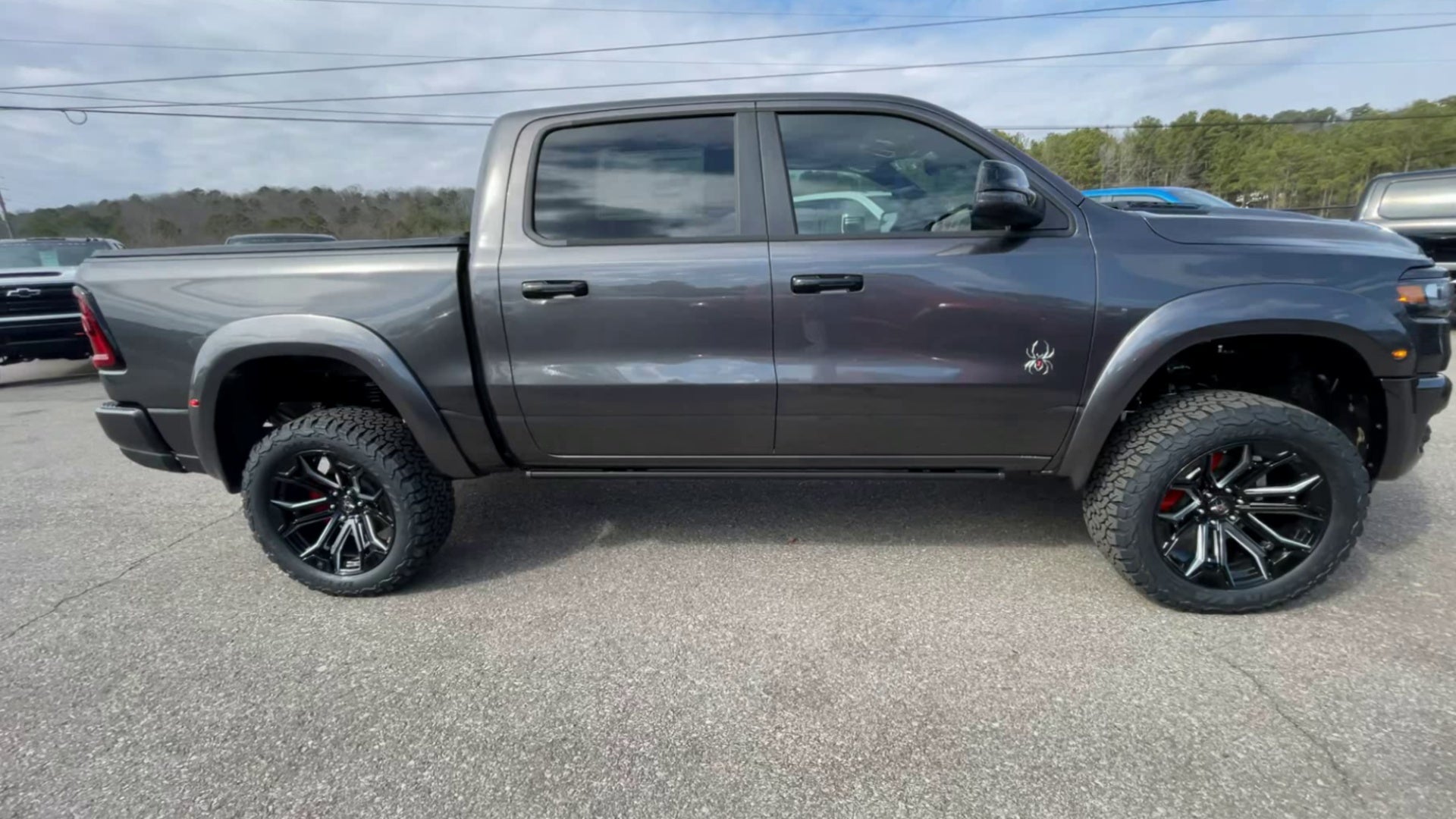 Vehicle Image 7