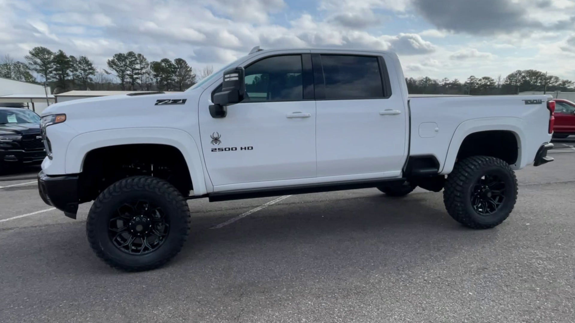 Vehicle Image 7