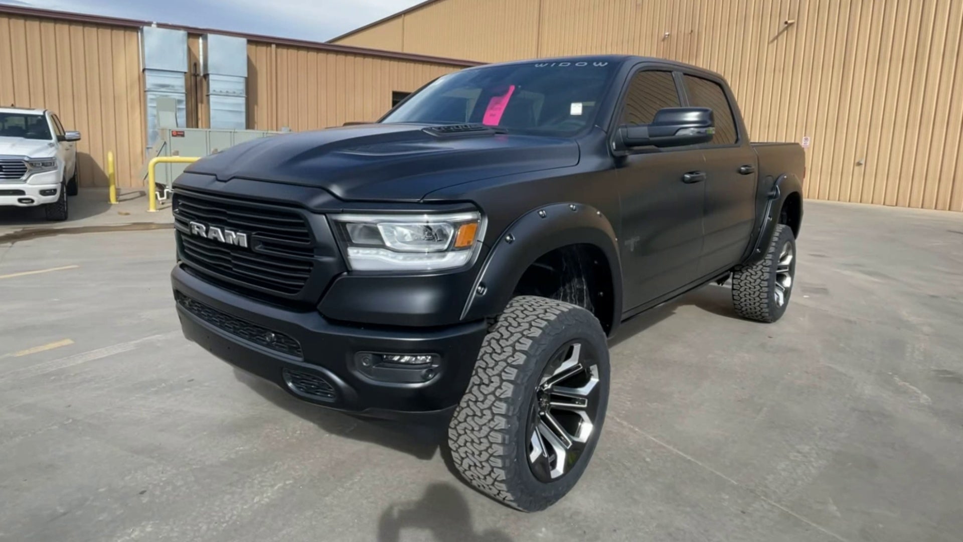 Vehicle Image 7