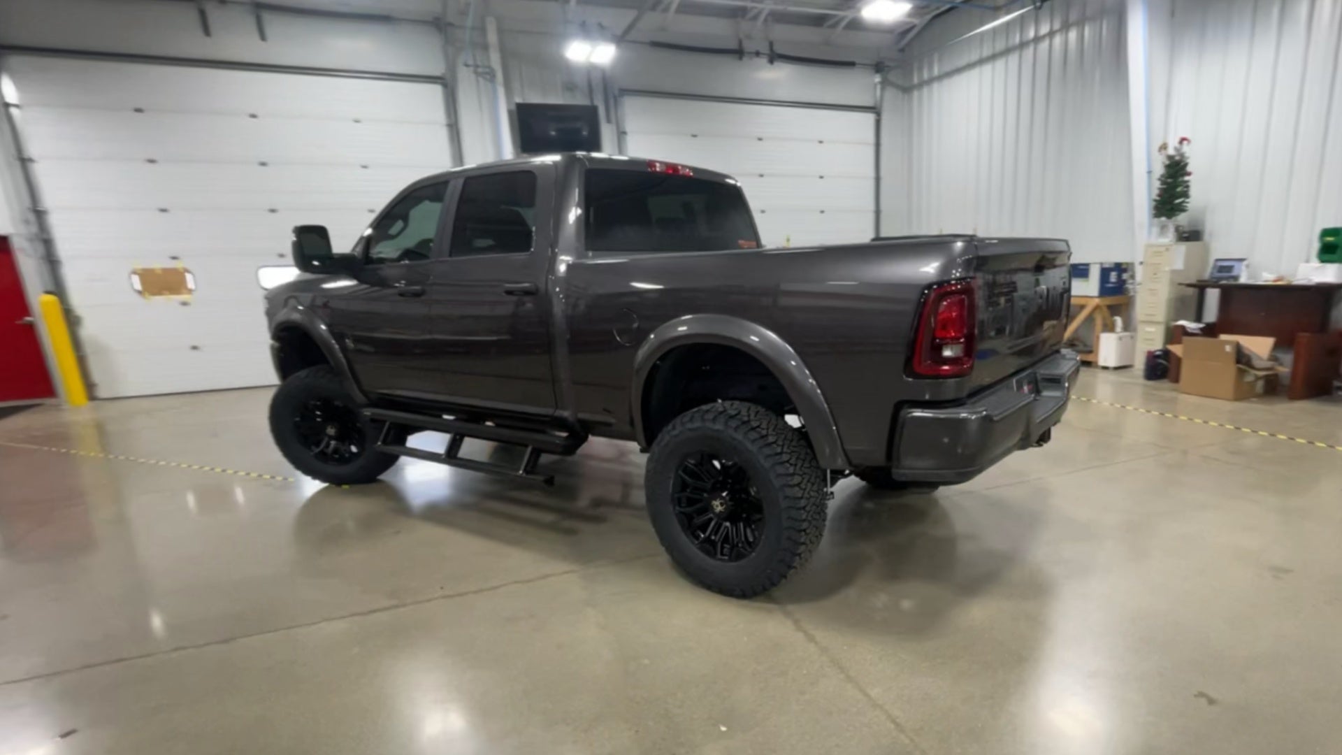 Vehicle Image 7