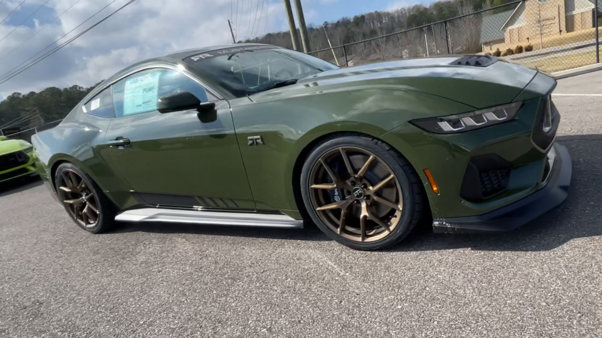 Vehicle Image 7