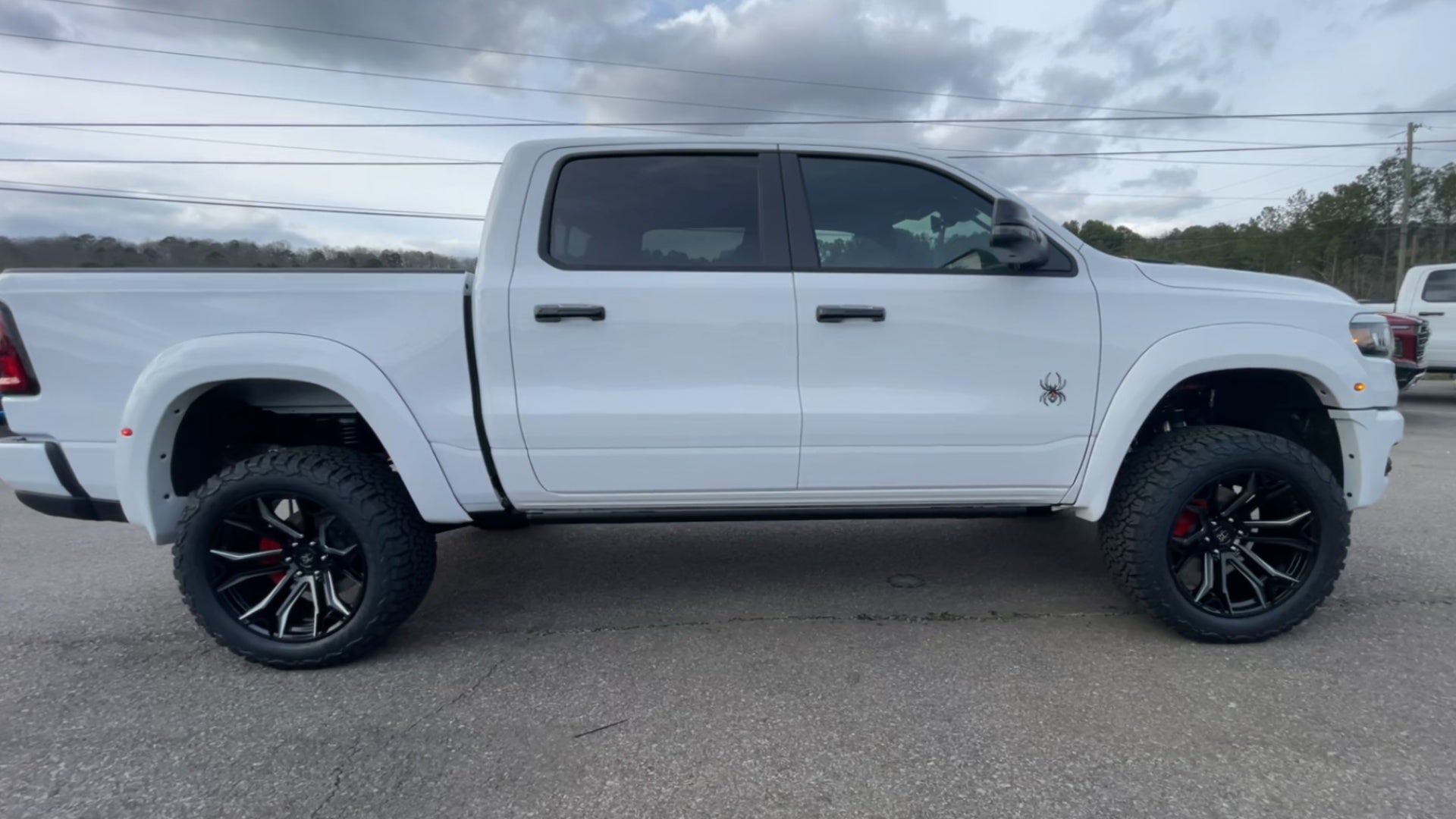 Vehicle Image 7