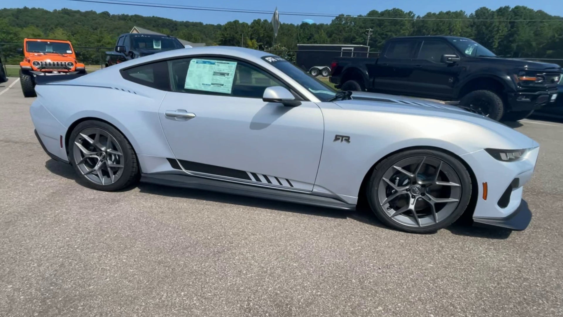 Vehicle Image 7