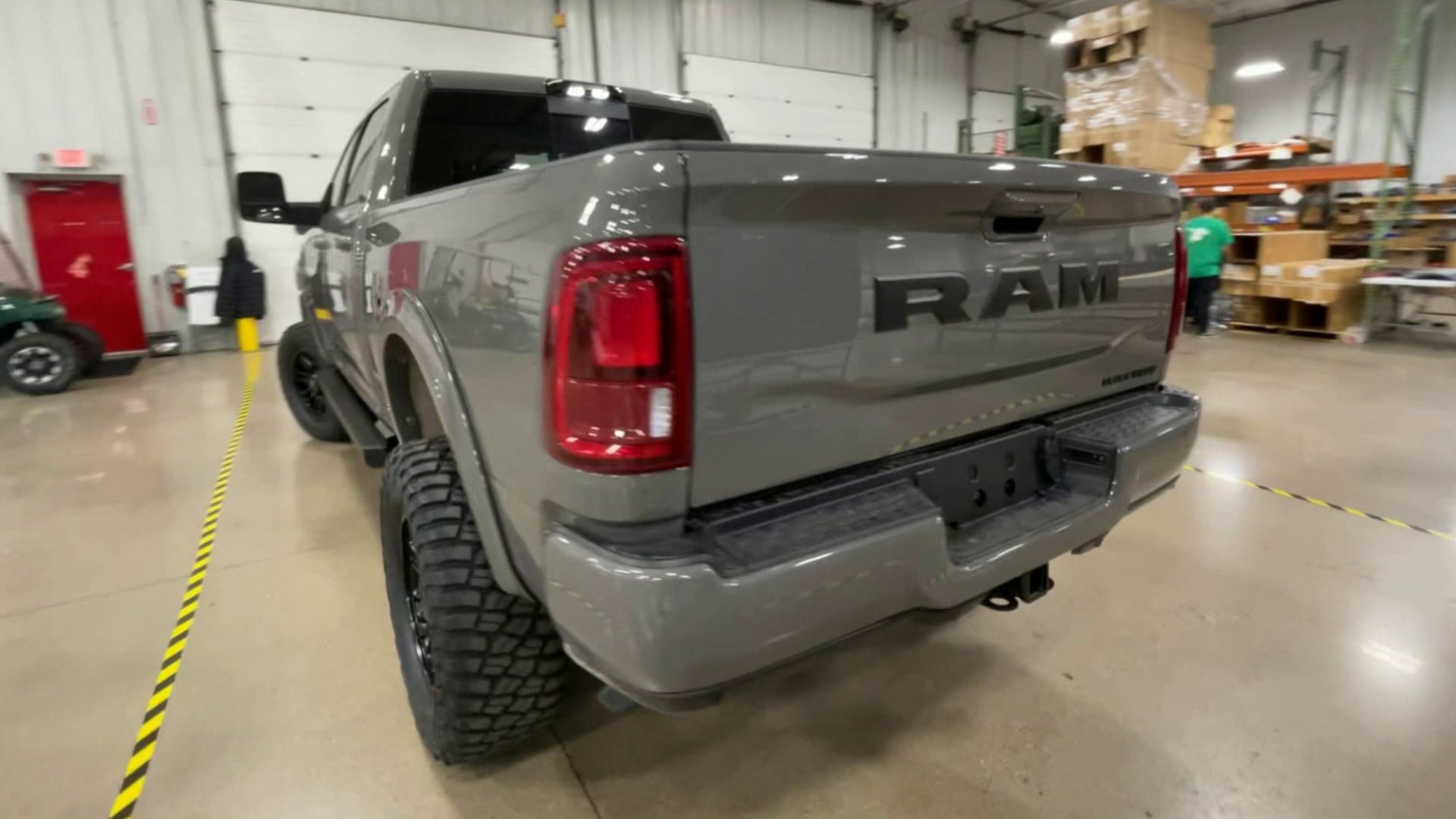 Vehicle Image 7