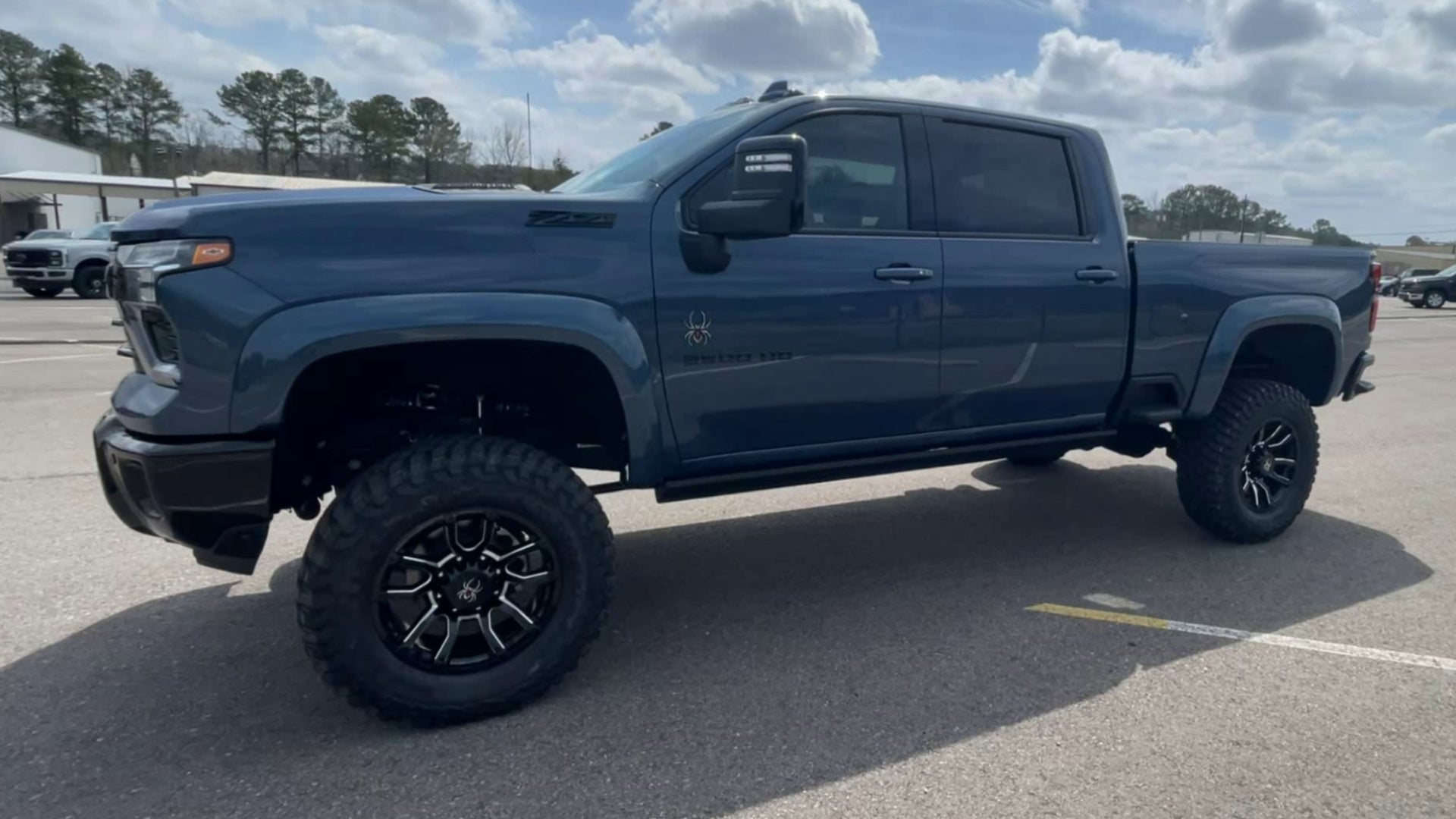Vehicle Image 7