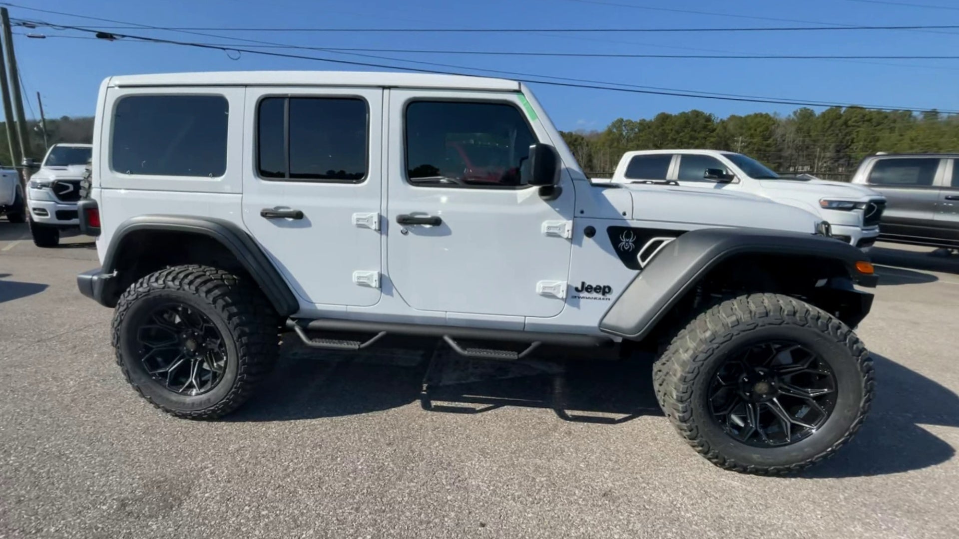 Vehicle Image 7