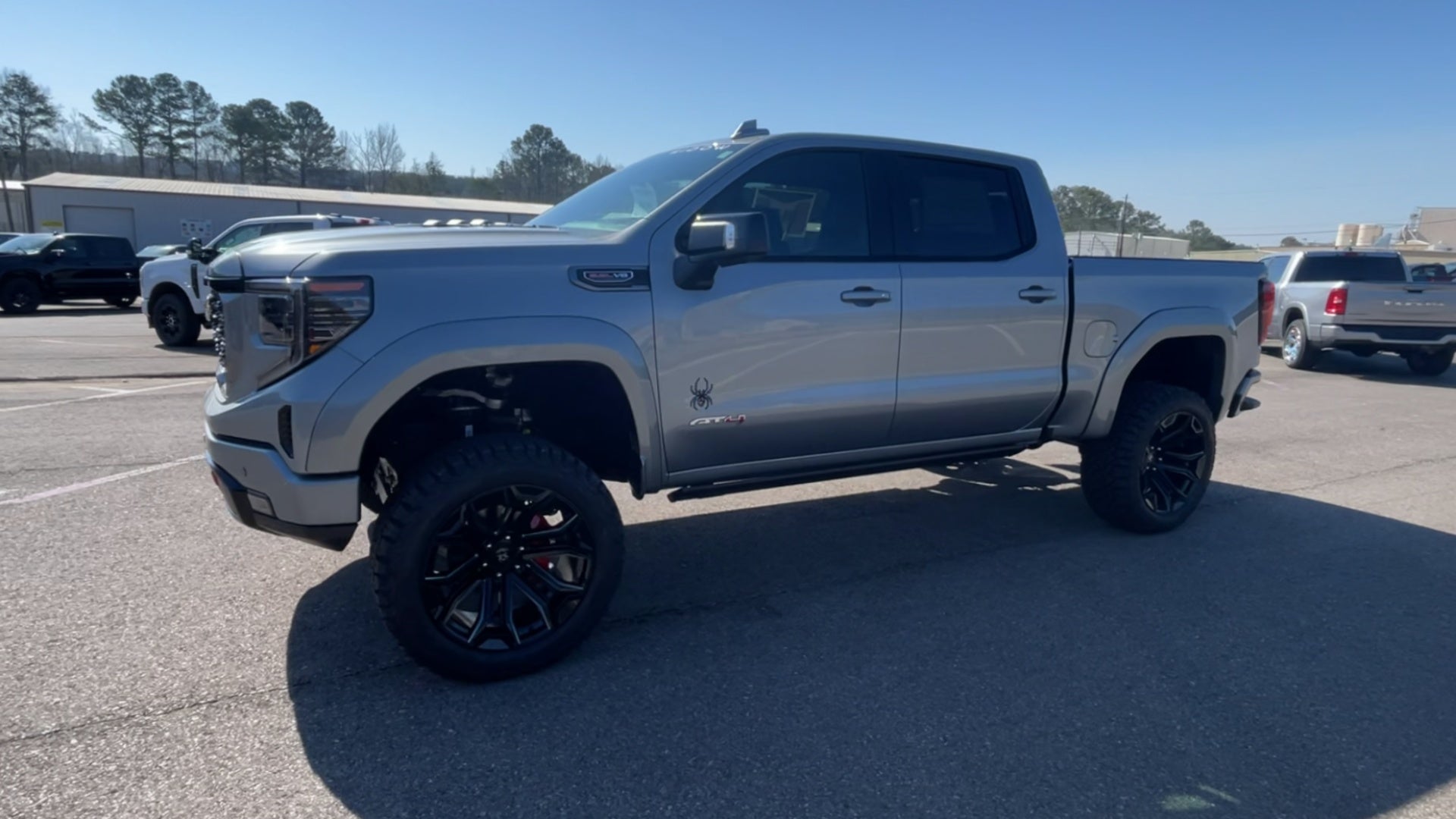 Vehicle Image 7